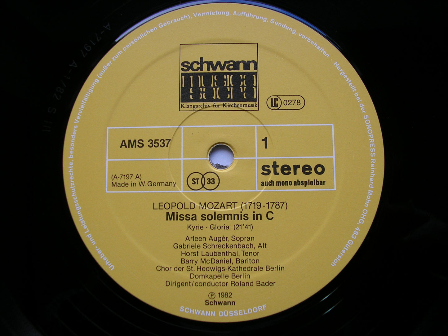 LEOPOLD MOZART: MISSA SOLEMNIS in C     SOLOISTS / DOMKAPELLE BERLIN / BADER    AMS 3537