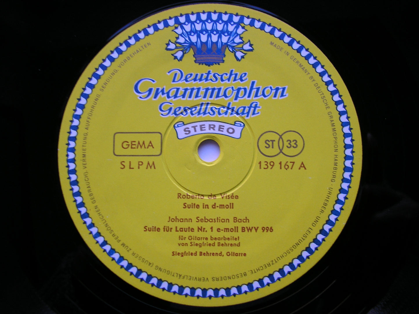 DE VISSE / SOR / BACH / GIULIANI / AMBROSIUS / FALLA: MUSIC FOR GUITAR      BEHREND    139 167