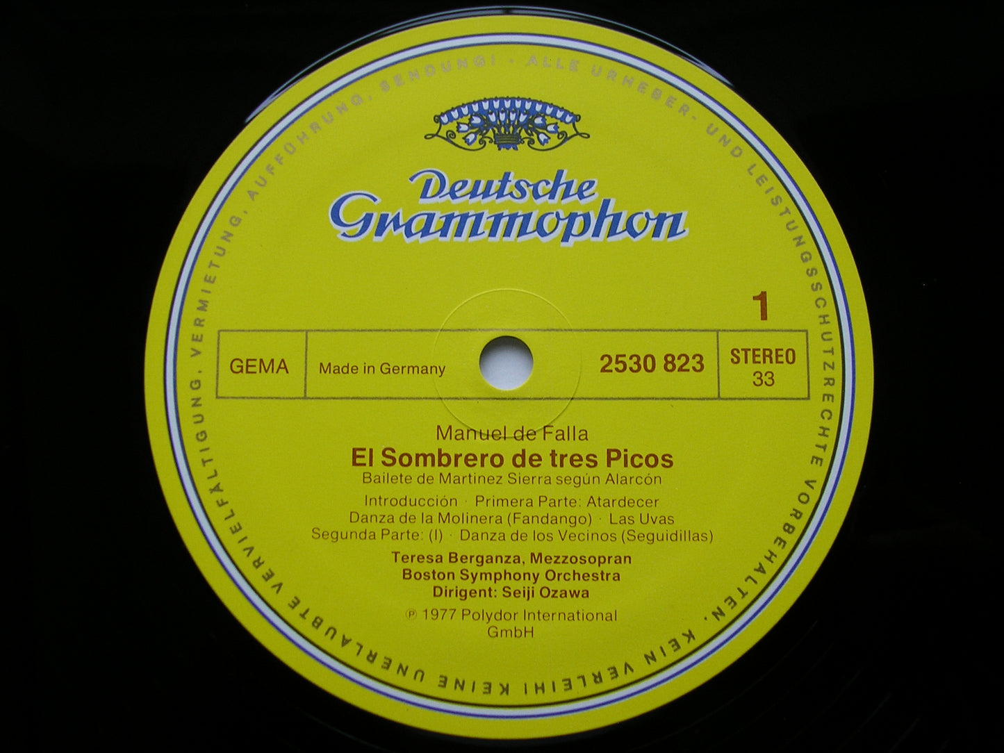 FALLA: THE THREE CORNERED HAT     BERGANZA / BOSTON SYMPHONY / OZAWA    2530 823