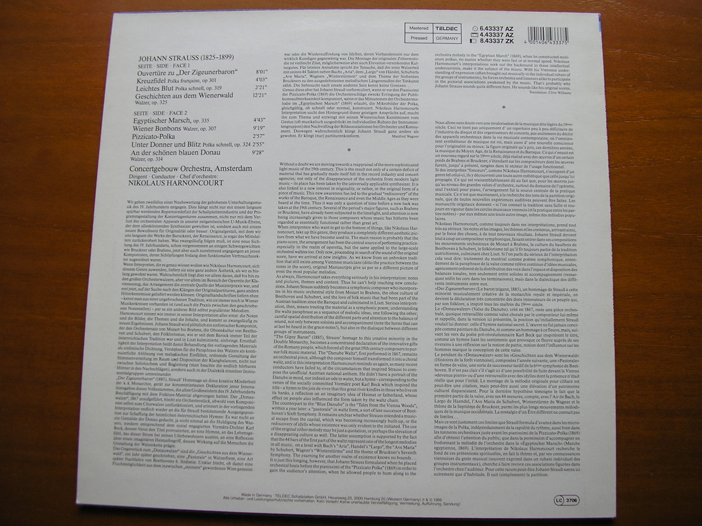 STRAUSS, JOHANN: ORCHESTRAL WORKS     NIKOLAUS HARNONCOURT / CONCERTGEBOUW      6.43337AZ