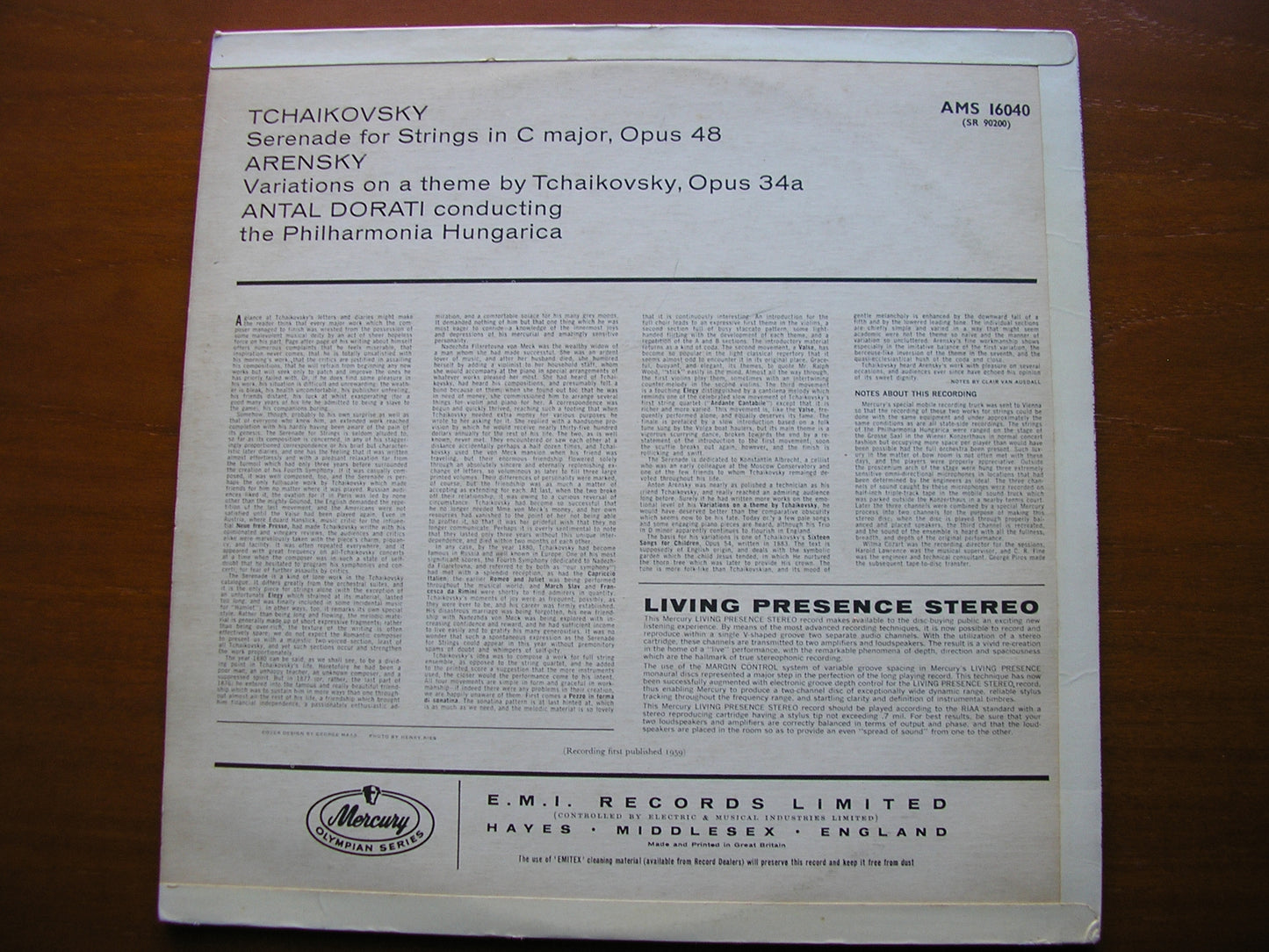 TCHAIKOVSKY: SERENADE FOR STRINGS / ARENSKY: VARIATIONS    DORATI / PHILHARMONIA HUNGARICA    AMS 16040