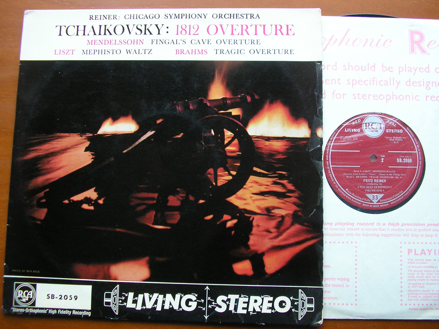 TCHAIKOVSKY: 1812 / LISZT: MEPHISTO WALTZ / MENDELSSOHN: FINGAL'S CAVE / BRAHMS: TRAGIC OVERTURE FRITZ REINER / CHICAGO SYMPHONY SB 2059