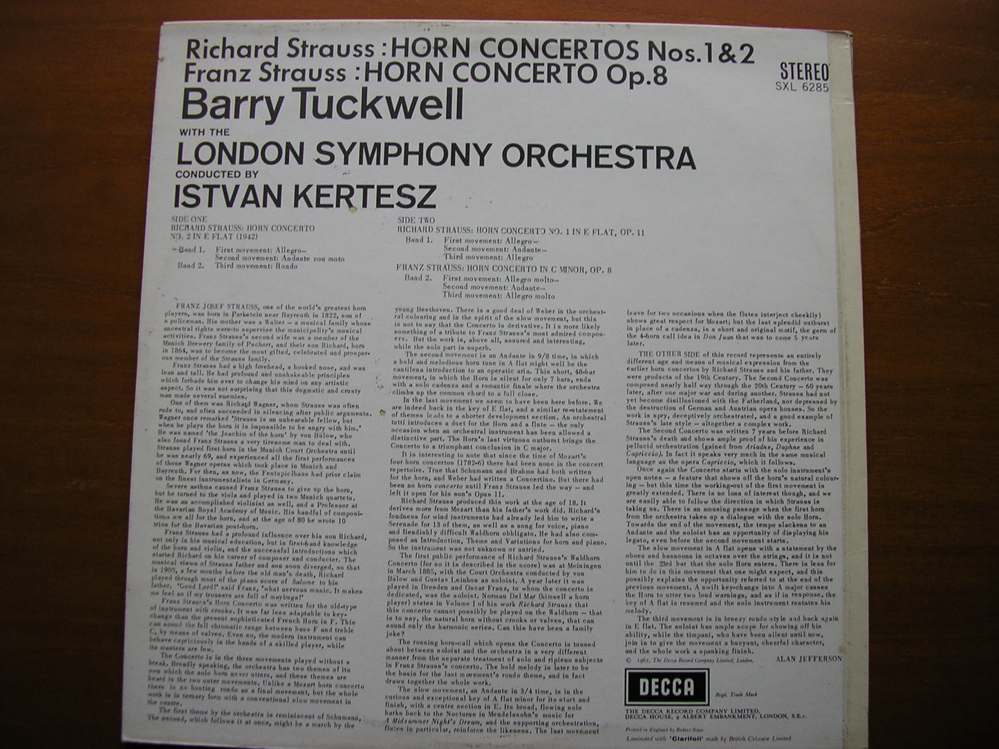 STRAUSS: THE TWO HORN CONCERTOS / STRAUSS pere: HORN CONCERTO in C TUCKWELL / LONDON SYMPHONY / KERTESZ SXL 6285