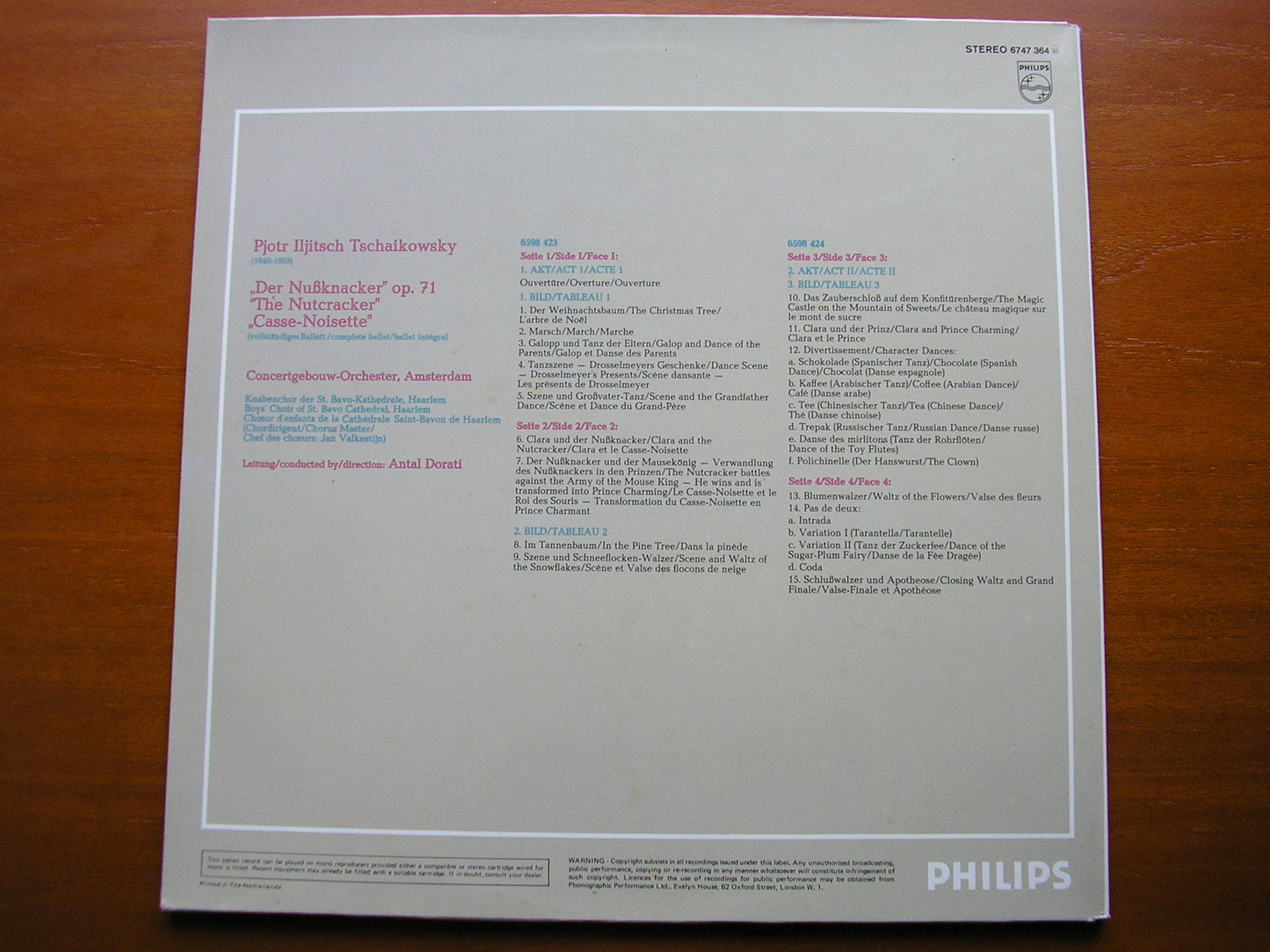 TCHAIKOVSKY: THE NUTCRACKER     DORATI / CONCERTGEBOUW ORCHESTRA    2 LP    6747 364