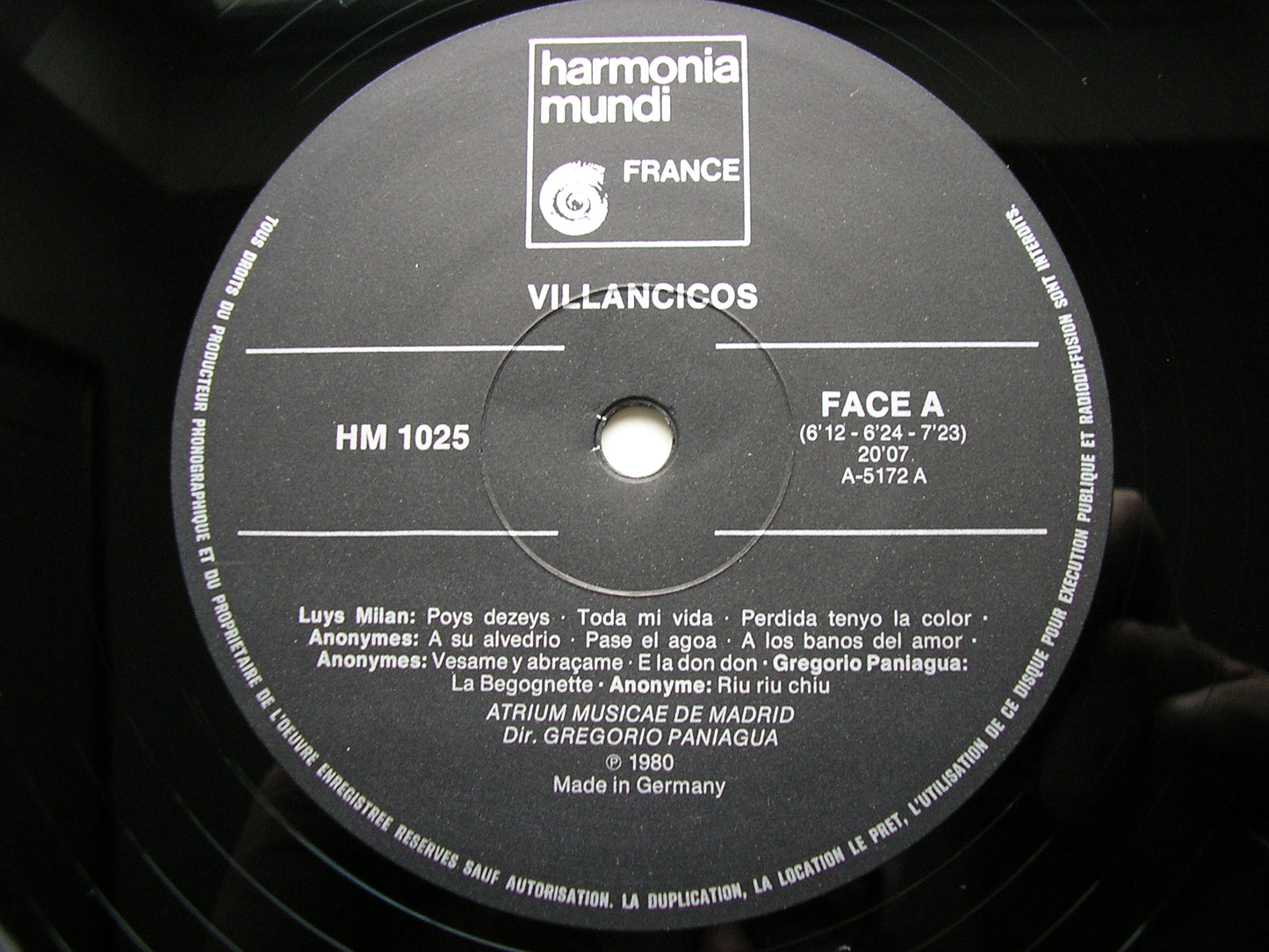 VILLANCICOS: 15th & 16th Century Spanish Folksongs ATRIUM MUSICAE DE MADRID / PANIAGUA HM 1025