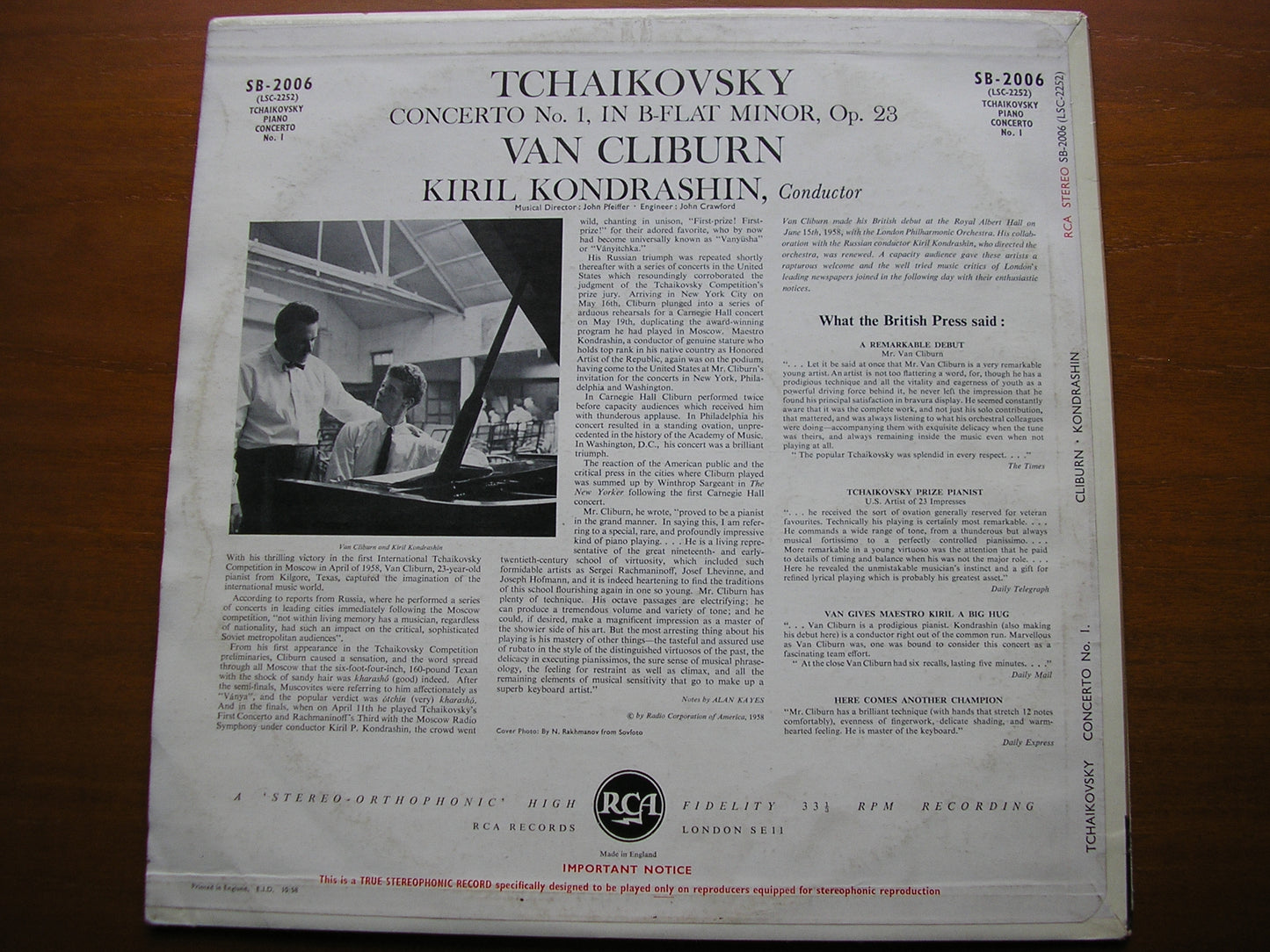 TCHAIKOVSKY: PIANO CONCERTO No. 1 VAN CLIBURN / RCA SYMPHONY ORCHESTRA / KONDRASHIN SB 2006