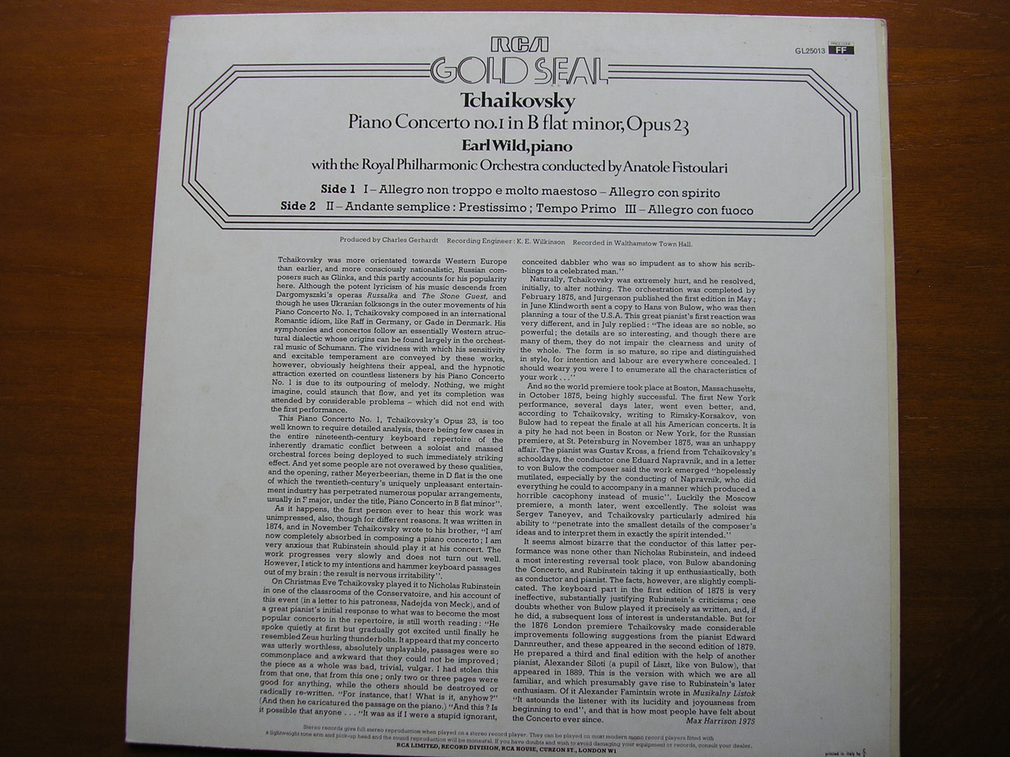 TCHAIKOVSKY: PIANO CONCERTO No. 1 EARL WILD / ROYAL PHILHARMONIC / FISTOULARI GL 25013