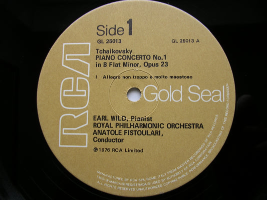 TCHAIKOVSKY: PIANO CONCERTO No. 1    EARL WILD / ROYAL PHILHARMONIC / FISTOULARI    GL 25013