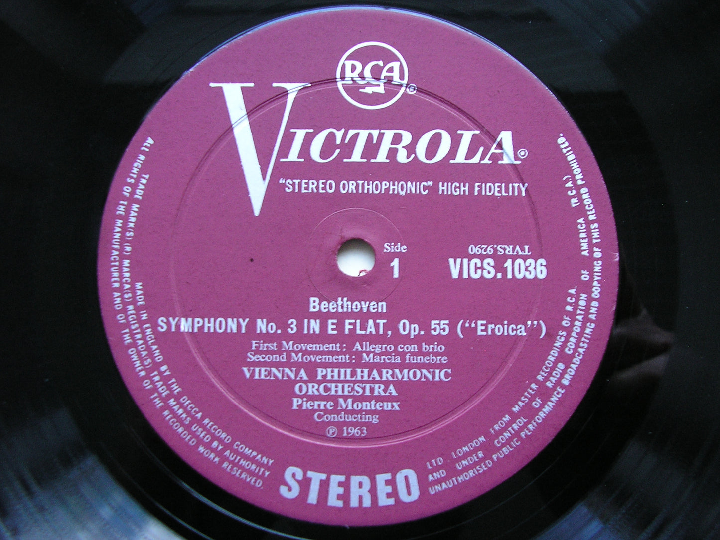 BEETHOVEN: SYMPHONY No. 3 'Eroica'     MONTEUX / VIENNA PHILHARMONIC    VICS 1036