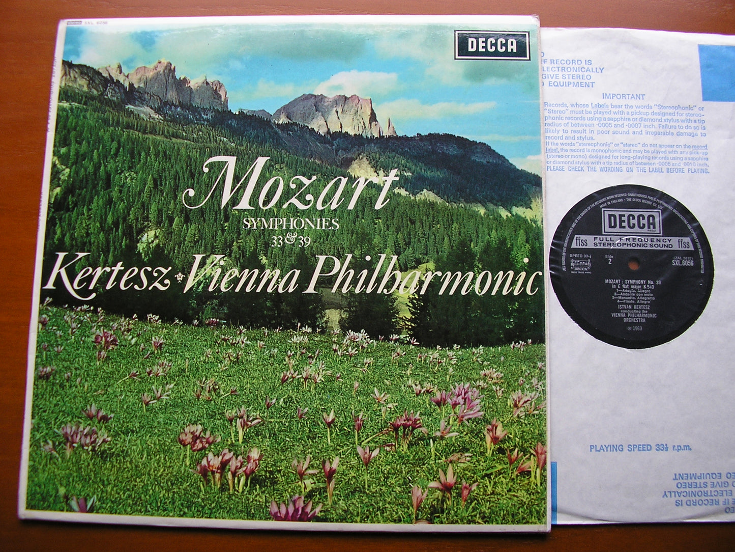 MOZART: SYMPHONIES Nos. 33 & 39 KERTESZ / VIENNA PHILHARMONIC ORCHESTRA SXL 6056