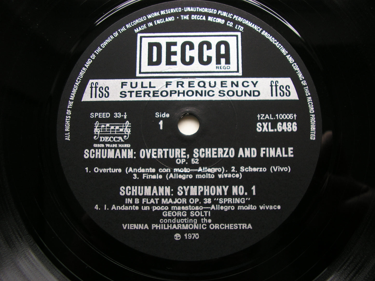 SCHUMANN: THE SYMPHONIES / OVERTURE, SCHERZO & FINALE / OVERTURE Julius Caesar     SOLTI / VIENNA PHILHARMONIC    3 LP