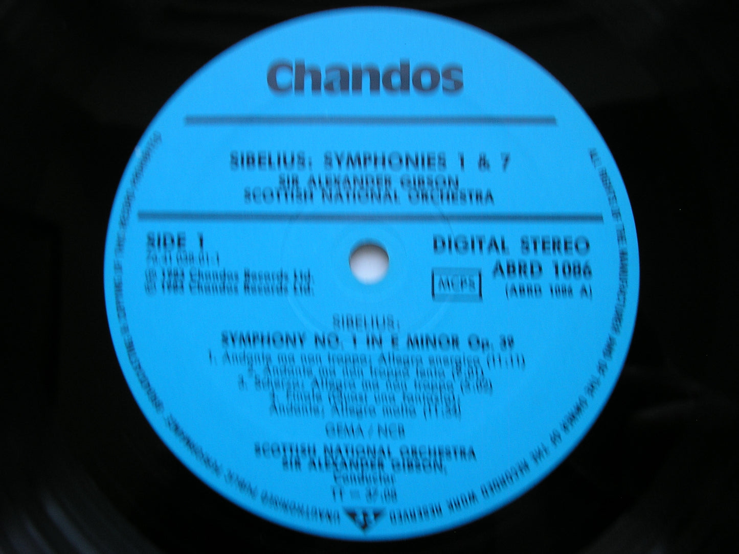 SIBELIUS: SYMPHONIES Nos. 1 & 7     GIBSON / SCOTTISH NATIONAL ORCHESTRA    ABRD 1086