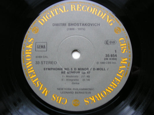 SHOSTAKOVICH: SYMPHONY No. 5      BERNSTEIN / NEW YORK PHILHARMONIC     35854