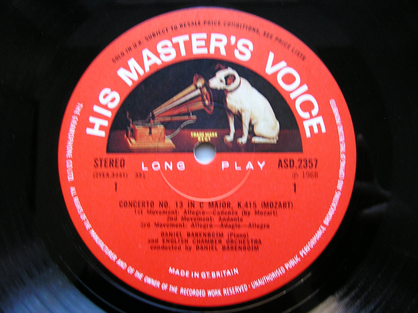 MOZART: PIANO CONCERTOS Nos. 13 & 17      BARENBOIM / ENGLISH CHAMBER ORCHESTRA    ASD 2357