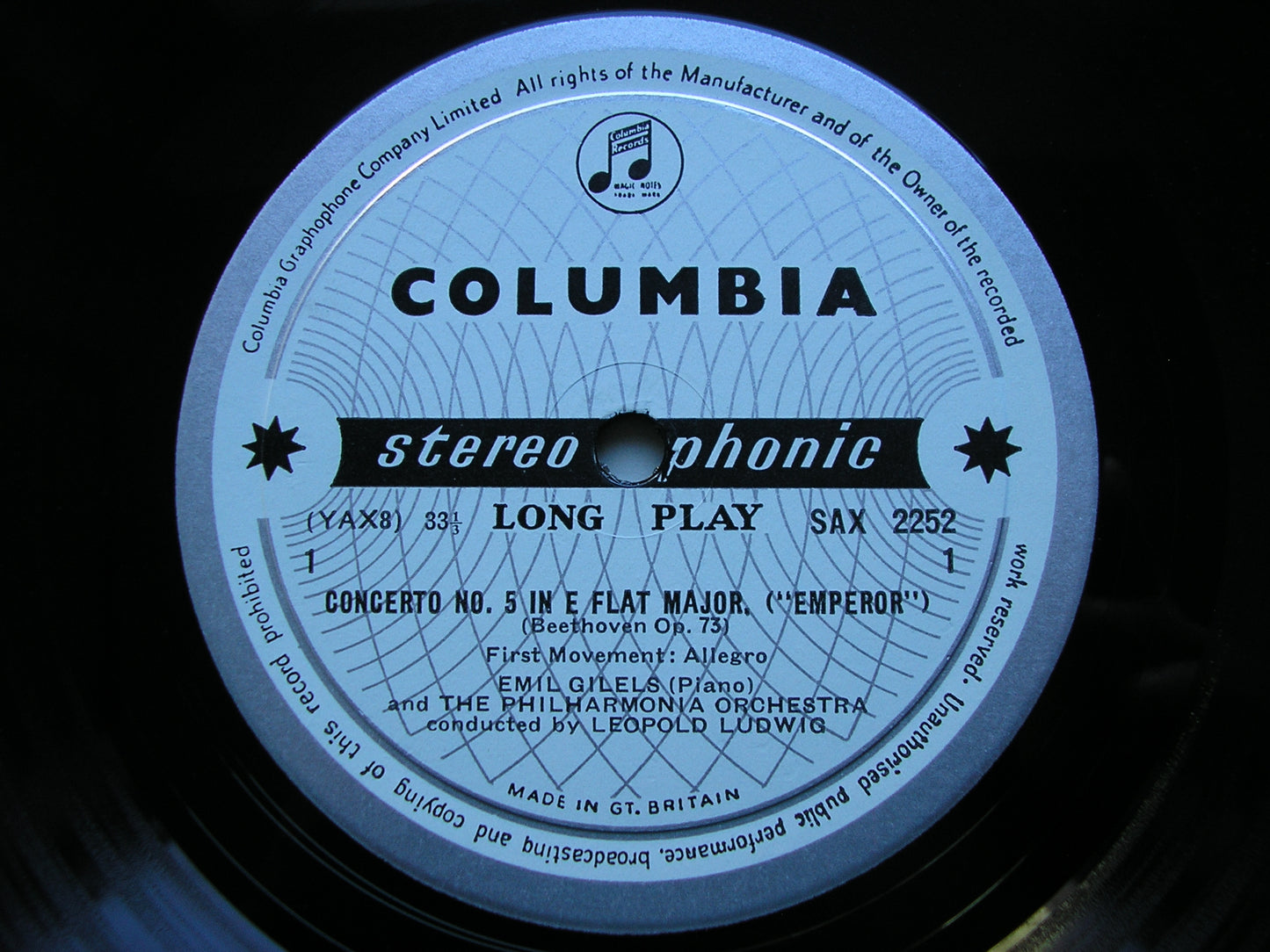 SAX 2252  BEETHOVEN: PIANO CONCERTO No. 5 'Emperor'      GILELS / PHILHARMONIA / LUDWIG