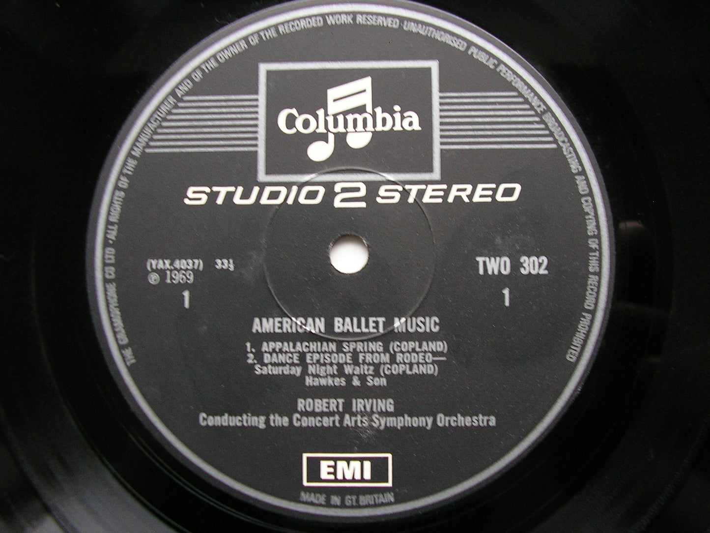 AMERICAN BALLET MUSIC   COPLAND: APPALACHIAN SPRING / RODEO / BERNSTEIN: FANCY FREE      CONCERT ARTS ORCHESTRA / IRVING     TWO 302