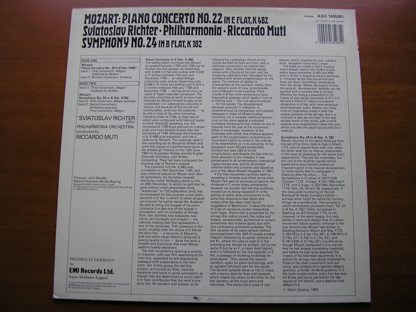 MOZART: PIANO CONCERTO No. 22 / SYMPHONY No. 24     RICHTER / PHILHARMONIA / MUTI    ASD 1435281