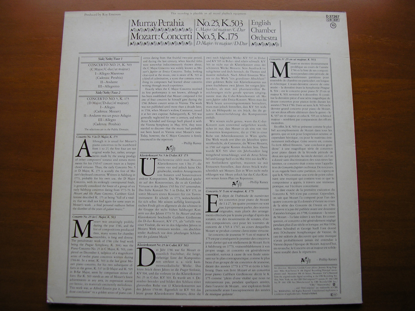 MOZART: PIANO CONCERTOS Nos. 25 & 5      PERAHIA / ENGLISH CHAMBER ORCHESTRA      D 37267