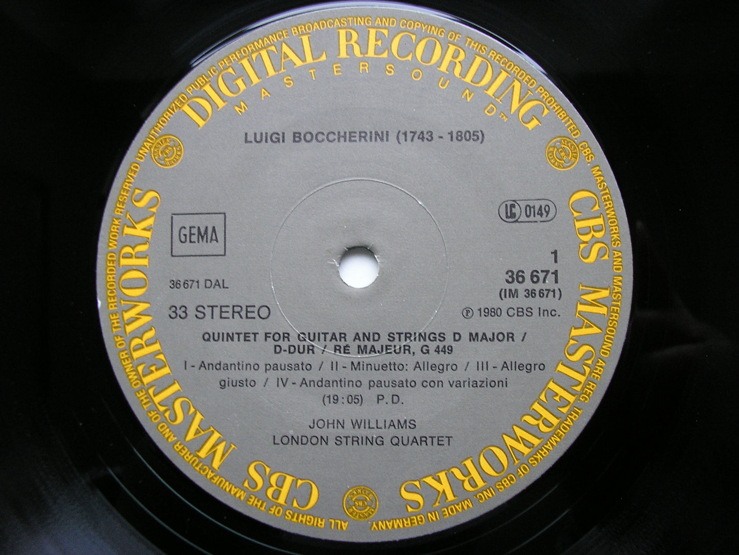 BOCCHERINI: QUINTETS FOR GUITAR & STRINGS     JOHN WILLIAMS / THE LONDON STRING QUARTET      36671