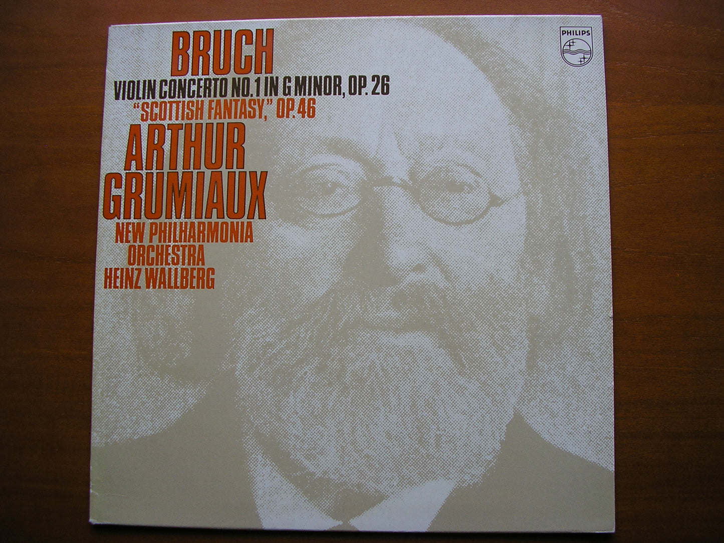 BRUCH: VIOLIN CONCERTO No. 1 / SCOTTISH FANTASY       GRUMIAUX / NEW PHILHARMONIA / WALLBERG     6500 780