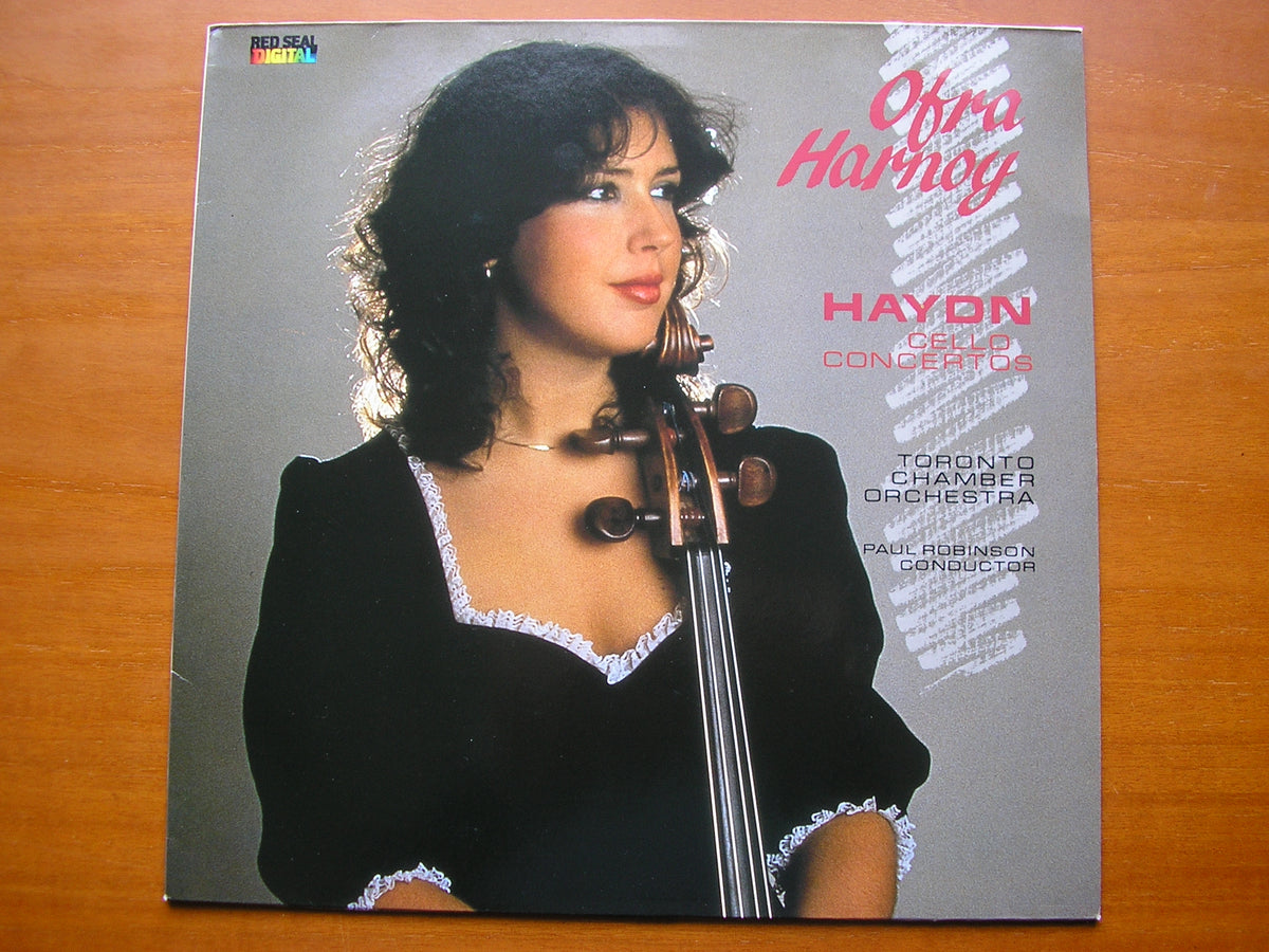 HAYDN: CELLO CONCERTOS in  C  &  D       HARNOY / TORONTO CHAMBER ORCHESTRA / ROBINSON      RL 70943
