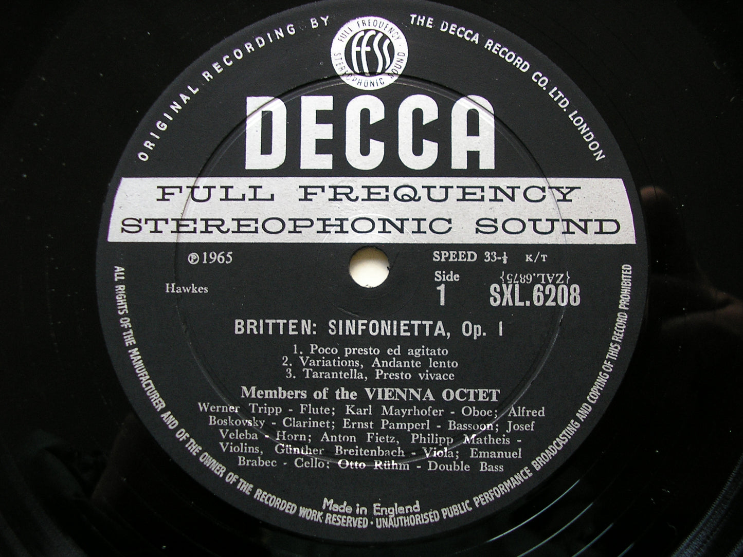 BRITTEN: SINFONIETTA / HINDEMITH: OCTET     VIENNA OCTET     SXL 6208