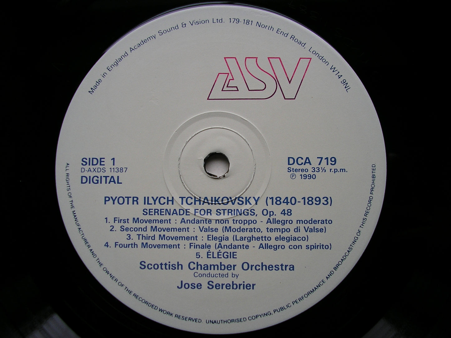TCHAIKOVSKY: SERENADE FOR STRINGS / SUITE No. 4 'Mozartiana' / ELEGY      SEREBRIER / SCOTTISH CHAMBER ORCHESTRA   DCA 719