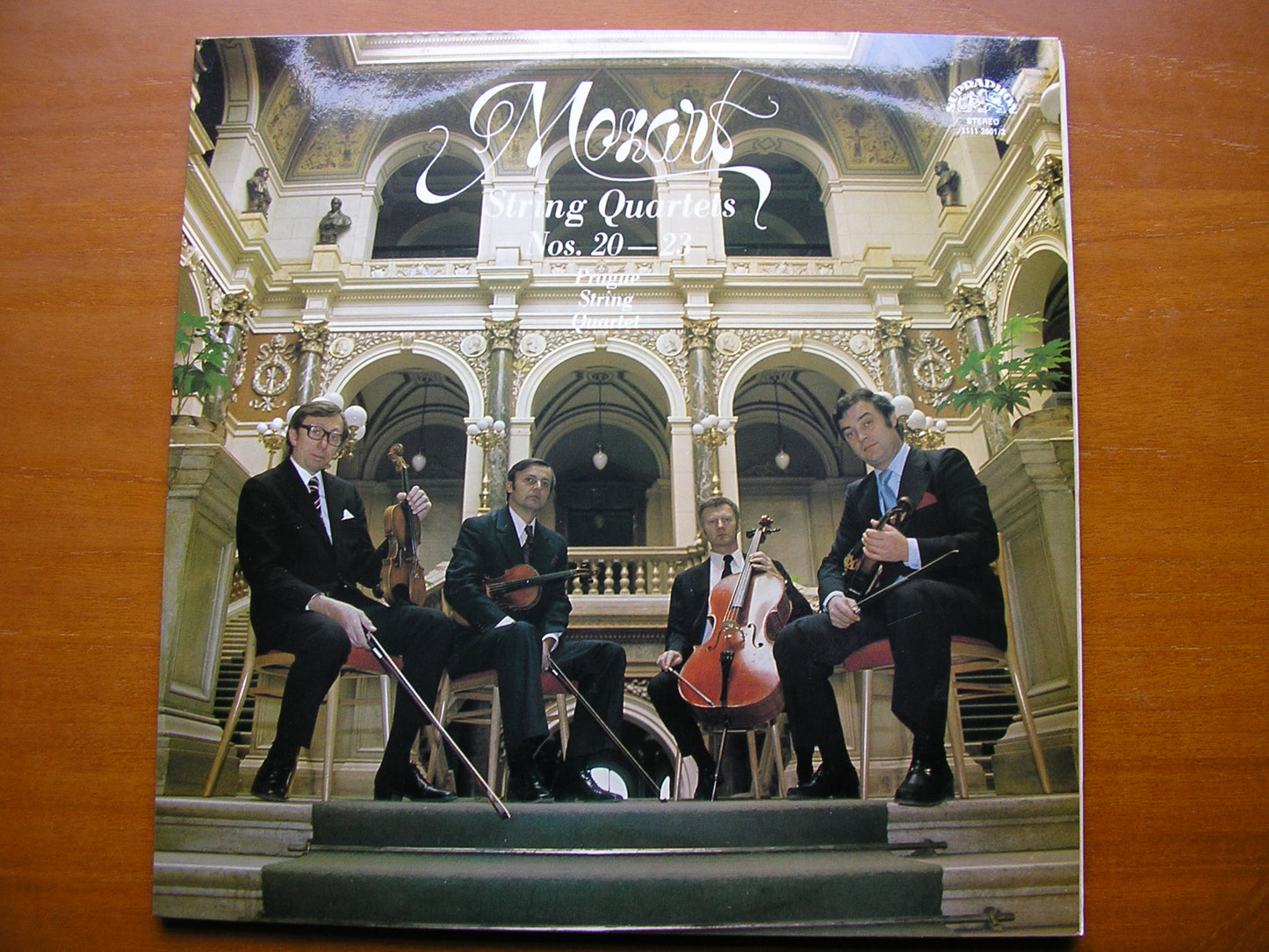 MOZART: STRING QUARTETS Nos.20 - 23      PRAGUE STRING QUARTET    2LP     1111 2601/2