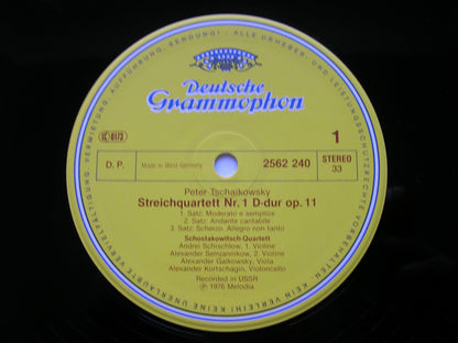 TCHAIKOVSKY: THE STRING QUARTETS   THE SHOSTAKOVICH QUARTET   3 LP     2740 236