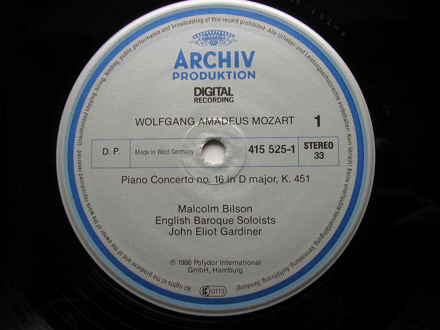 MOZART: THE PIANO CONCERTOS     MALCOLM BILSON / ENGLISH BAROQUE SOLOISTS / GARDINER     DG ARCHIV    8 LP + 2 CD