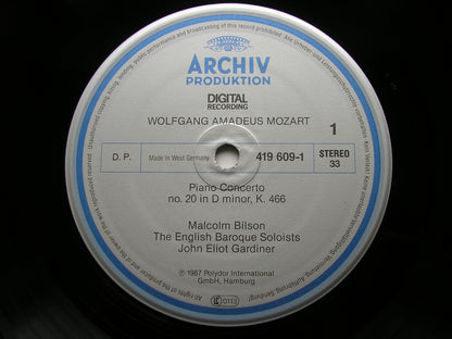 MOZART: THE PIANO CONCERTOS     MALCOLM BILSON / ENGLISH BAROQUE SOLOISTS / GARDINER     DG ARCHIV    8 LP + 2 CD