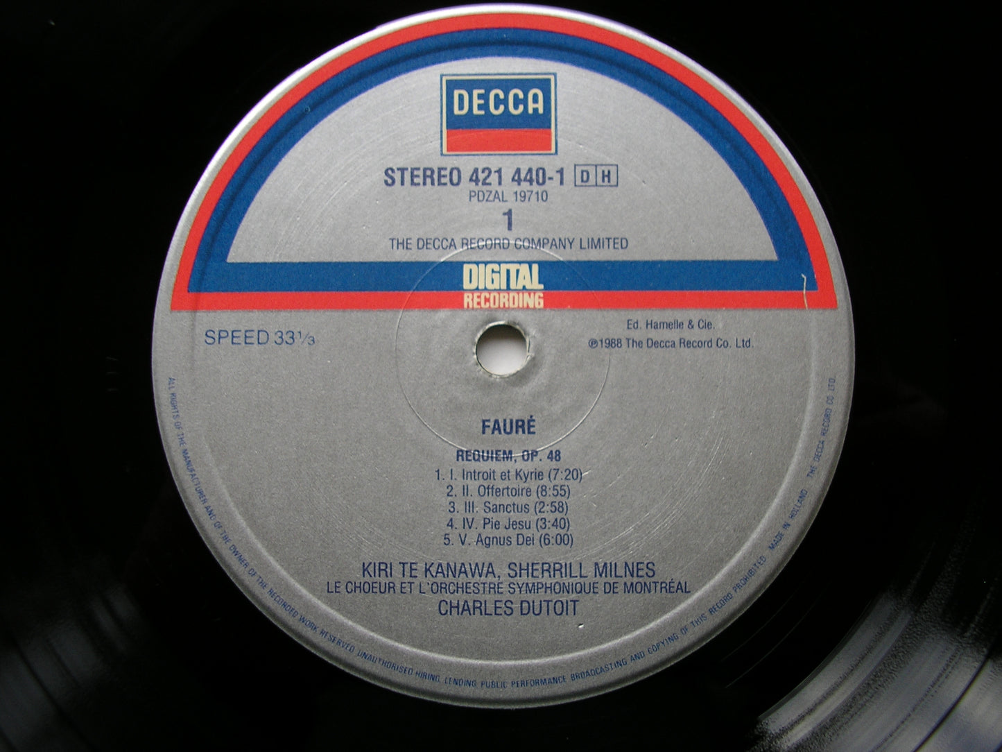 FAURE: REQUIEM / PELLEAS & MELISANDE Suite      TE KANAWA / MILNES / MONTREAL SYMPHONY / DUTOIT   421 440
