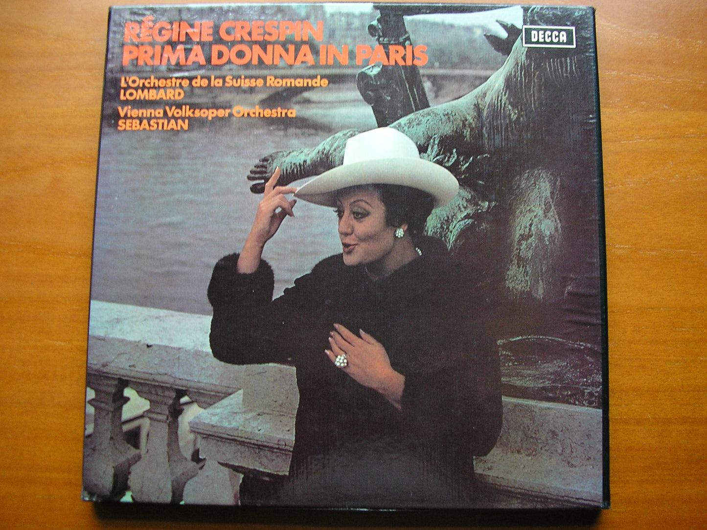 PRIMA DONNA IN PARIS: OPERA & OPERETTA ARIAS      REGINE CRESPIN / SRO / LOMBARD / VVO / SEBASTIAN     2LP      SET 520-1