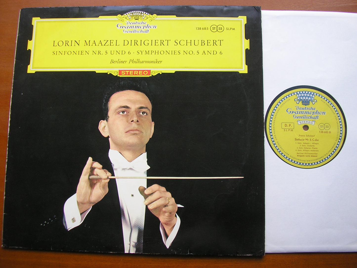 SCHUBERT: SYMPHONIES Nos. 5 & 6      MAAZEL / BERLIN PHILHARMONIC    138 685