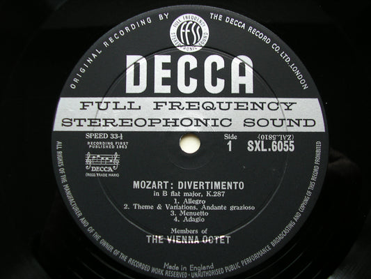 SXL 6055  MOZART: DIVERTIMENTO in B / MICHAEL HAYDN: DIVERTIMENTO in G     MEMBERS OF VIENNA OCTET     ED1