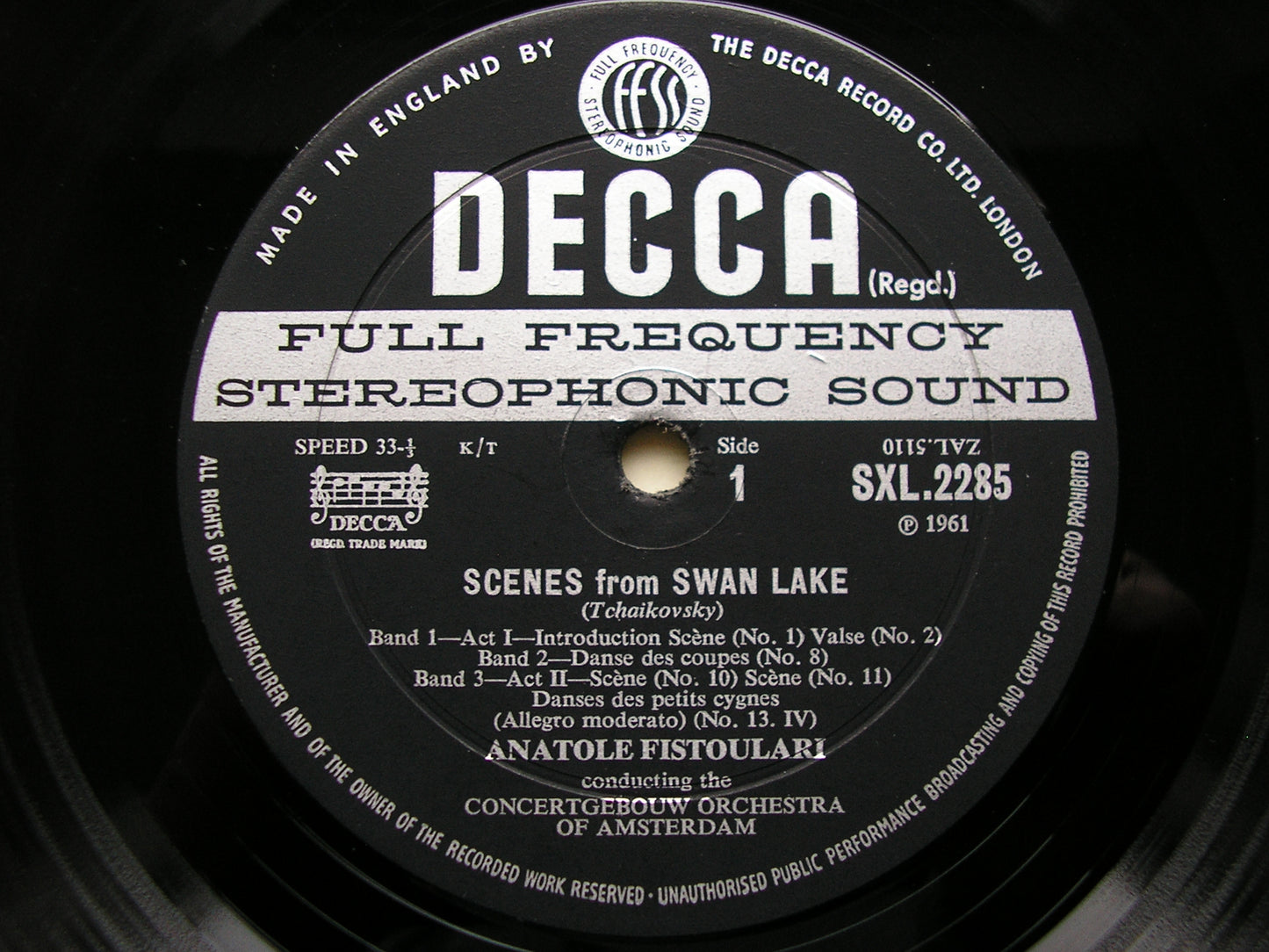 SXL 2285  TCHAIKOVSKY: SWAN LAKE   scenes    FISTOULARI / CONCERTGEBOUW ORCHESTRA     ED2