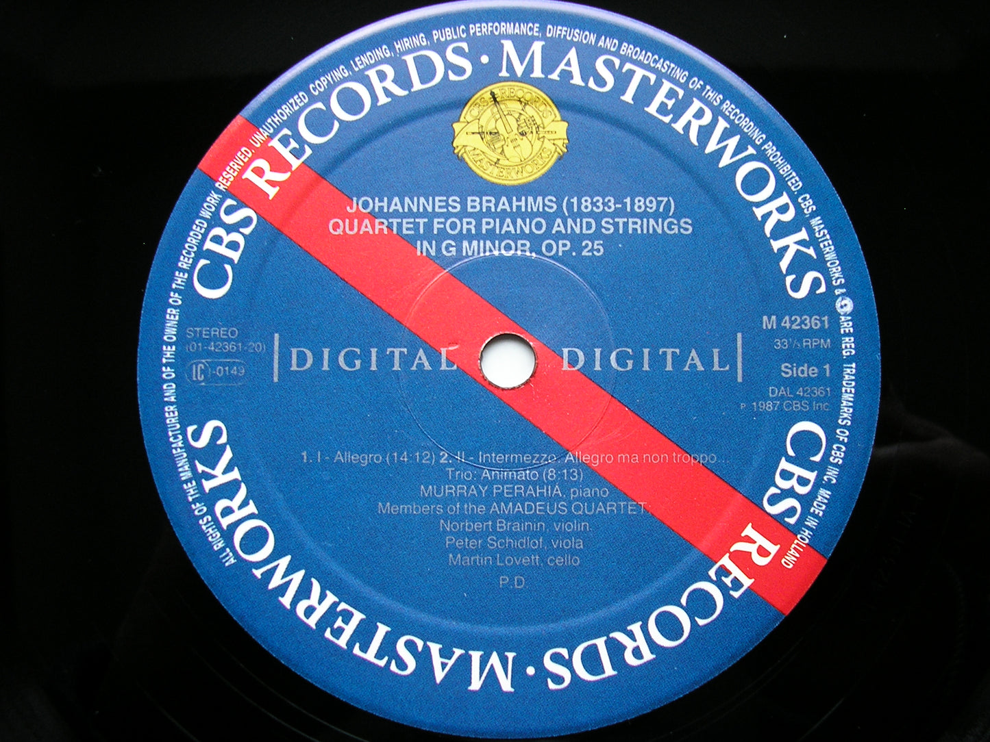 BRAHMS: PIANO QUARTET No. 1      PERAHA / MEMBERS OF AMADEUS QUARTET     M 42361