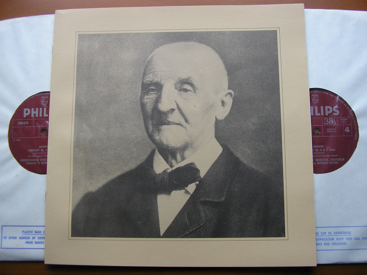 BRUCKNER: SYMPHONY No. 8     BERNARD HAITINK / CONCERTGEBOUW ORCHESTRA     2LP     6700 020
