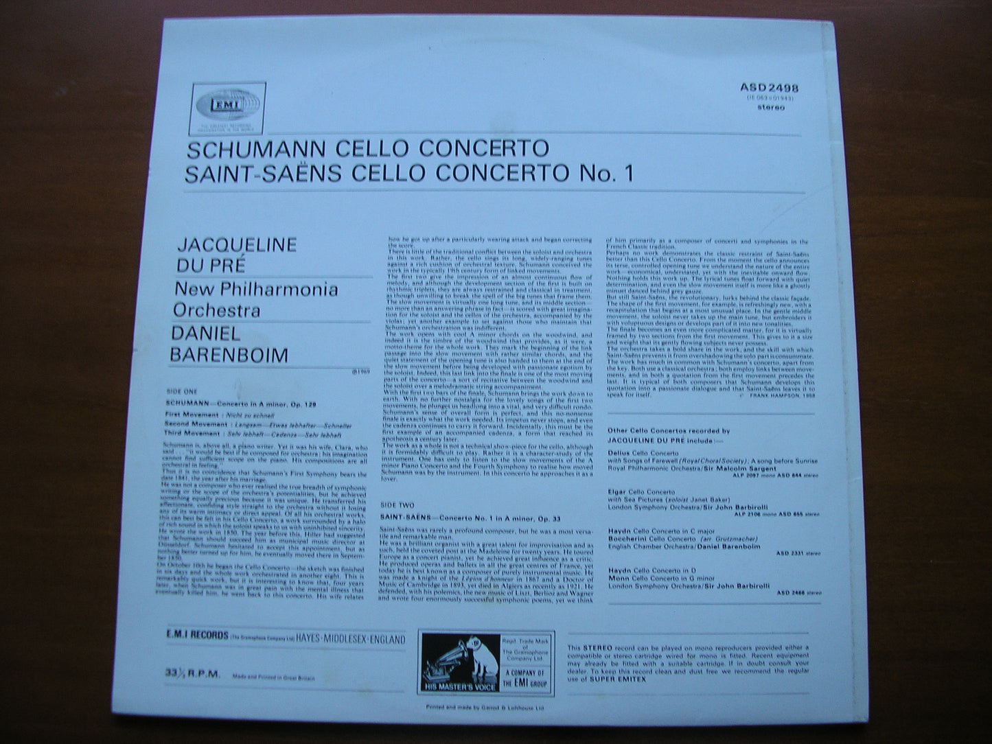 SCHUMANN / SAINT-SAENS: CELLO CONCERTOS       DU PRE / NEW PHILHARMONIA ORCHESTRA / BARENBOIM     ASD 2498