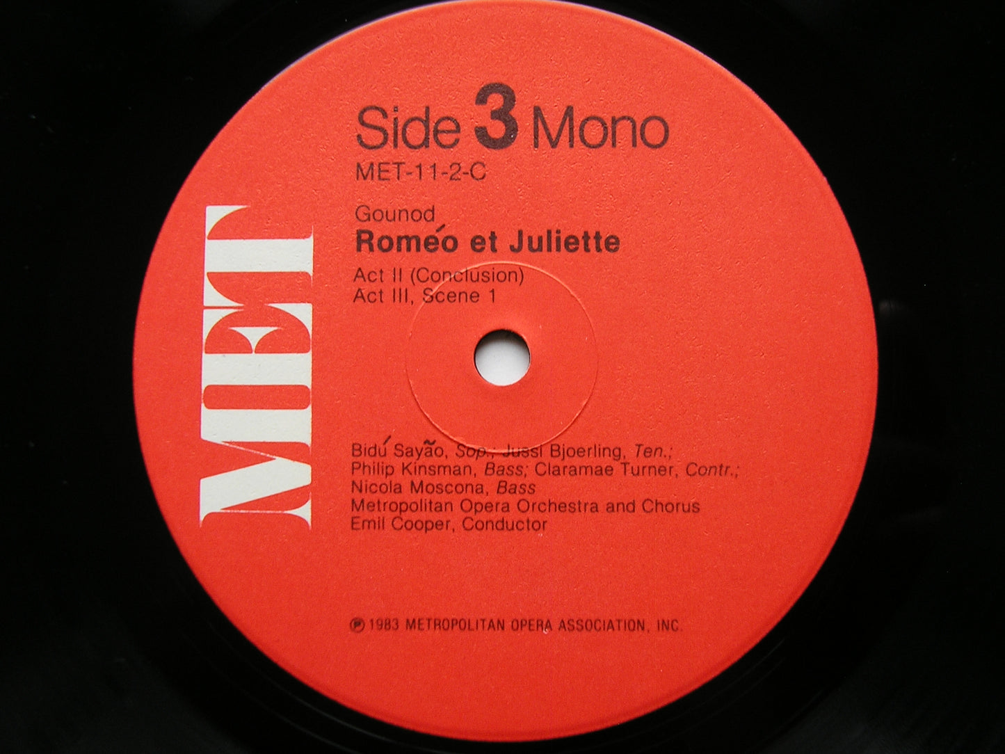GOUNOD: ROMEO ET JULIETTE      BJORLING / SAYAO / BROWNLEE / MET OPERA / COOPER     3LP    MET 11