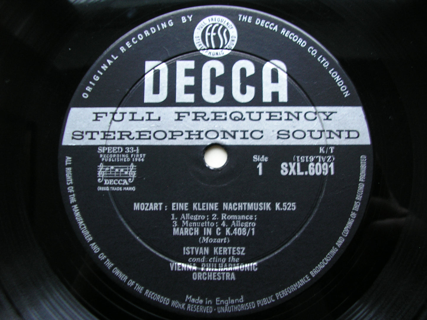 SXL 6091  MOZART: SYMPHONY No. 36 / EINE KLEINE NACHTMUSIK     KERTESZ / VIENNA PHILHARMONIC     ED1