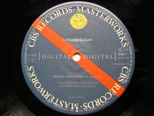 ELGAR: ENIGMA VARIATIONS / POMP & CIRCUMSTANCE MARCHES Nos. 1 - 5     ANDREW DAVIS / PHILHARMONIA ORCHESTRA      D 37755