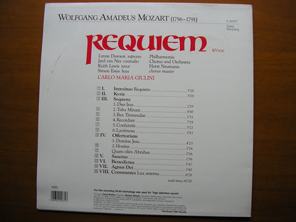 MOZART: REQUIEM    SOLOISTS / PHILHARMONIA / GIULINI      S 45577