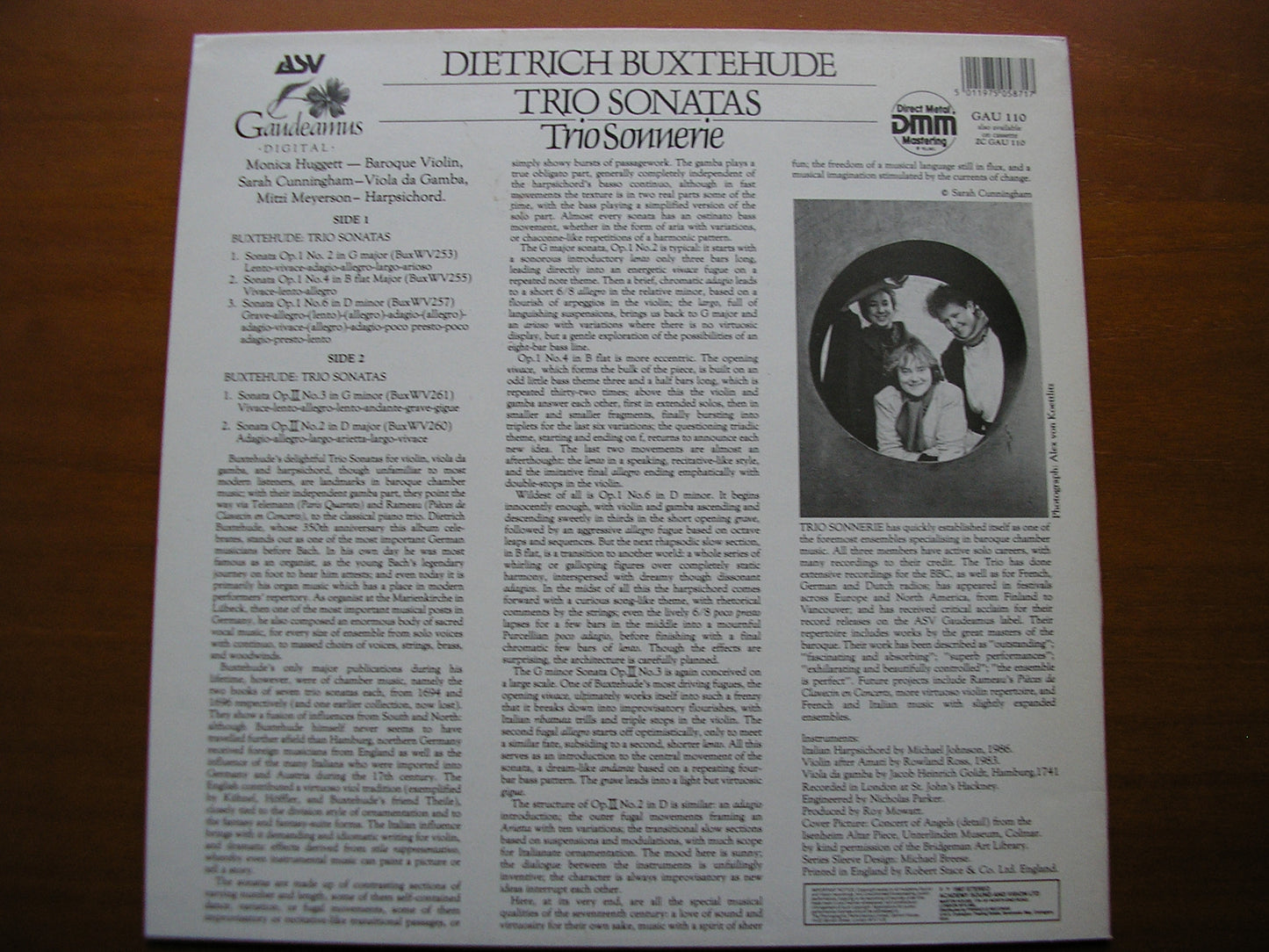 BUXTEHUDE: TRIO SONATAS    HUGGETT / CUNNINGHAM / MEYERSON      GAU 110
