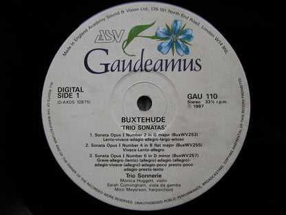 BUXTEHUDE: TRIO SONATAS    HUGGETT / CUNNINGHAM / MEYERSON      GAU 110