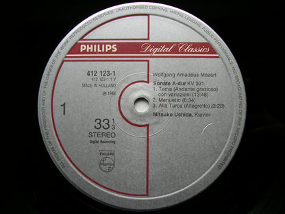 MOZART: PIANO SONATAS  K331 in A / K332 in F / FANTASIA  K397       MITSUKO UCHIDA     412 123