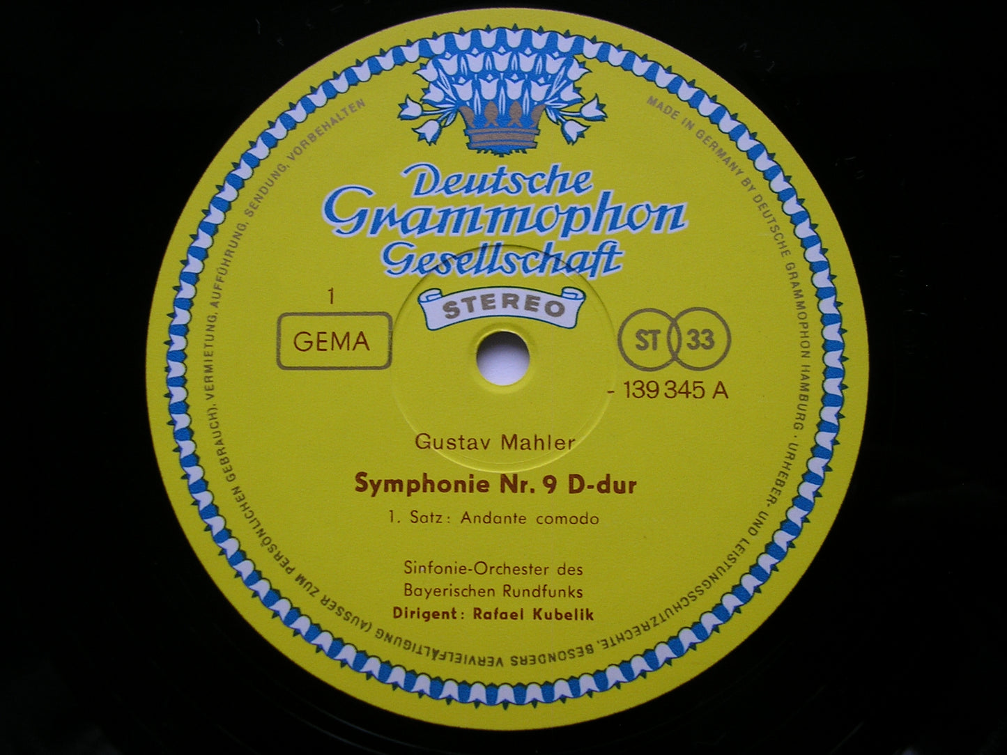 MAHLER: THE NINE SYMPHONIES     SOLOISTS / KUBELIK / BAVARIAN RADIO SYMPHONY / BERLIN PHILHARMONIC       16 LP