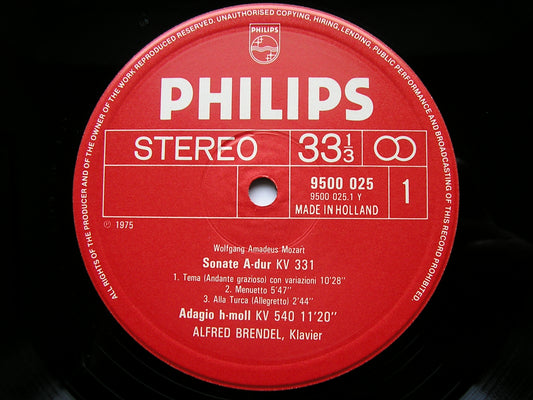 MOZART: PIANO SONATAS  K331 in A / K333 in B / ADAGIO K540      ALFRED BRENDEL    9500 025