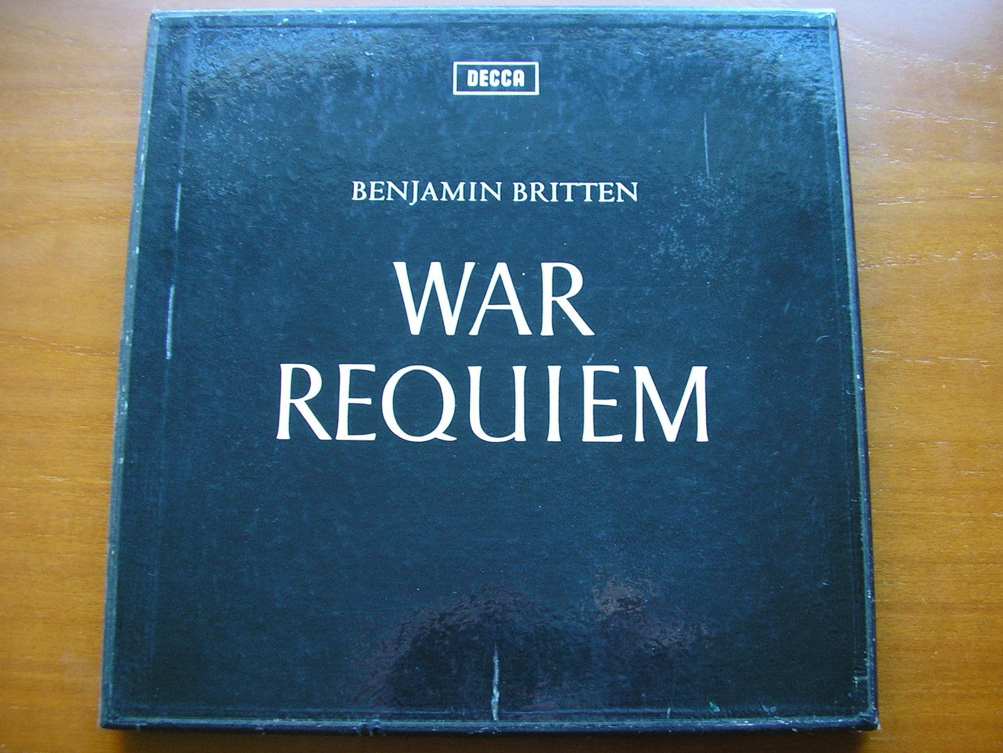 BRITTEN:  WAR REQUIEM      SOLOISTS / MELOS ENSEMBLE / LONDON SYMPHONY / BRITTEN     2LP     SET 252/3