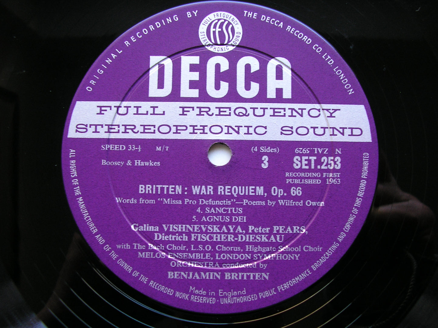 BRITTEN:  WAR REQUIEM      SOLOISTS / MELOS ENSEMBLE / LONDON SYMPHONY / BRITTEN     2LP     SET 252/3